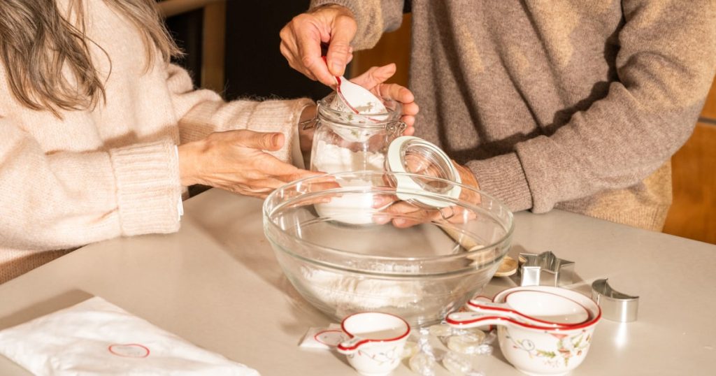 Menemukan persediaan kue online terbaik untuk kreasi kuliner Anda
